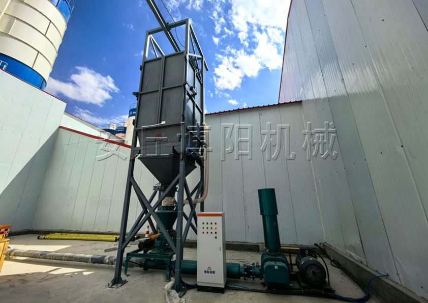 水泥吨袋拆袋机无扬尘 吨袋拆包投料机使用现场